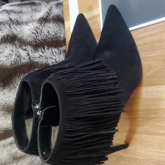 Sam Edelman Black Western Suede Boho Chic Fringe Ankle Bootie Size 8 Heel Boots - Picture 2 of 10